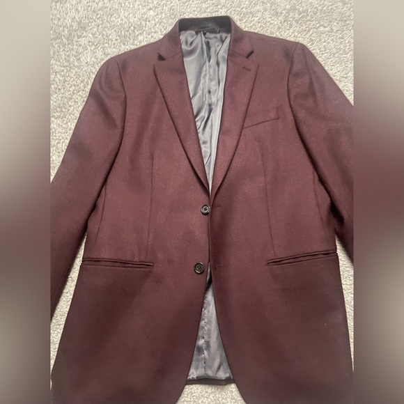 Ralph Lauren Men’s Blazer. Color: Burgundy Size: 40L - Picture 2 of 9
